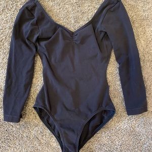 Black V-Neck Leotard 🌻